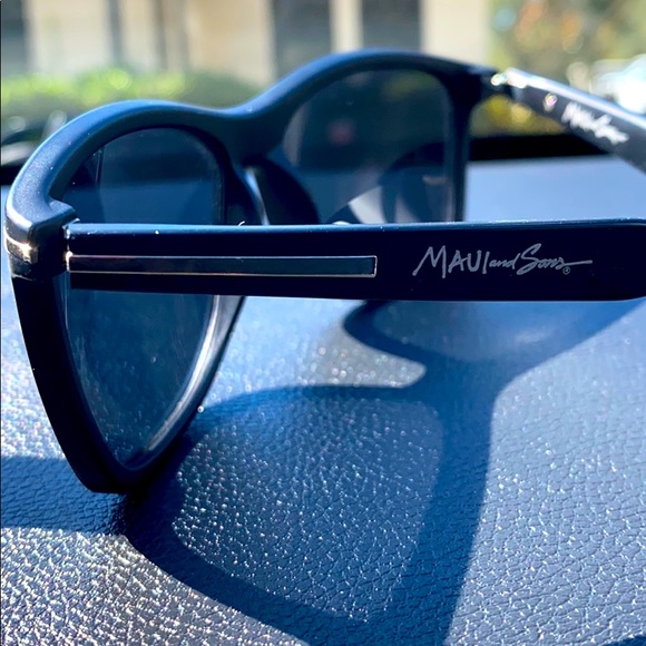 Maui and Sons sunglass main image 9